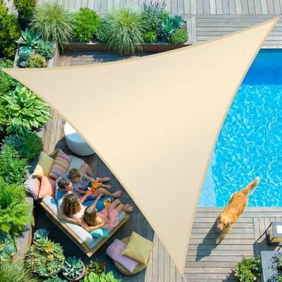 Produktbild von Sonnensegel Sonnenschutz Windschutz | HDPE Gewebe | wasserabweisend & windabweisend | Dreieck 5x5x5m | 5-Fach quer vernäht robust & stabil Schattenspender Garten Balkon Terrasse Creme