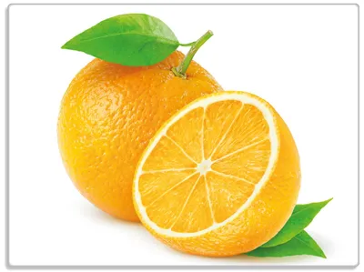 Produktbild von Wallario Glasunterlage, Schneidebrett aus Glas, Größe 30 x 40 cm, Motiv Saftige Orangen vor weißem Hintergrund