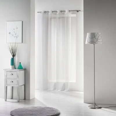 Produktbild von Gardine für Wohnzimmer VOLINE mit Ösen, ohne Muster, 135 x 240 cm