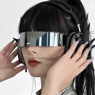 Immagine prodotto di Occhiali da sole futuristici con lenti a specchio