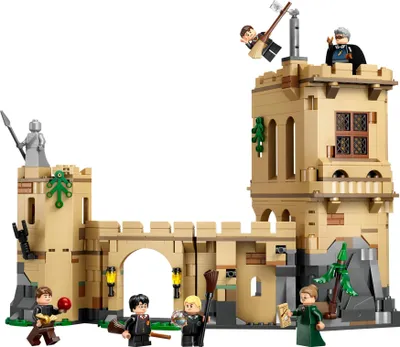 Produktbild von LEGO Harry Potter Schloss Hogwarts: Flugstunden, Abenteuer-Spielset mit 6 Minifiguren zum Sammeln, inkl. Draco Malfoy & Professor McGonagall, Rollenspiel Set für Jungen und Mädchen ab 9 Jahren 76447