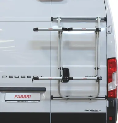 Produktbild von Ski- und Snowboardträger für die Heckklappe eines Nissan NV400 2010-2024 SCHWARZ