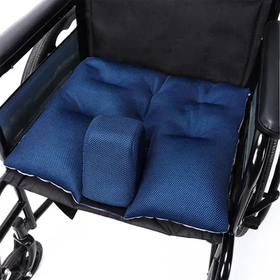 Produktbild von Ergonomisches Keilkissen mit Sicherheitsgurten, rutschfest, 45×45 cm, Entlastung für Senioren, Sturzprävention und Sitzkomfort