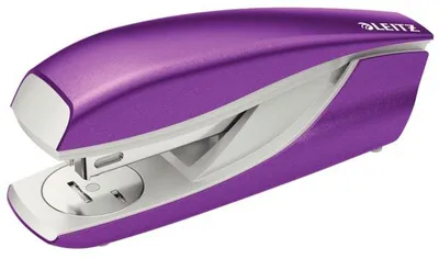 Produktbild von Heftgerät 5502 bis 30 Blatt violett in Blisterverpackung Packung mit 6 Stück