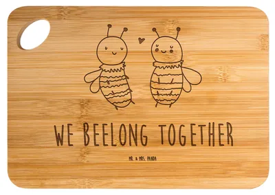 Produktbild von Mr. & Mrs. Panda Holzbrett Biene Verliebt - Transparent - Geschenk, Schneidebrett, Holzbrettchen, schneidbrett, Frühstücksbrett, Frühstücksbrettchen