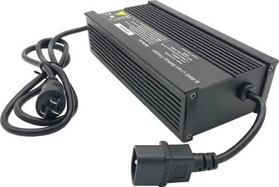 Obrázok produktu pre GO SOLID! Nabíjačka vhodná pre batériu Bosch Active Performance - Nabíjačka pre elektrobicykle 6A - 36V