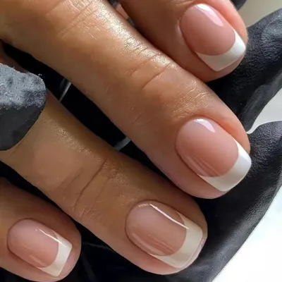 Produktbild von Press on Nails French Nude Rosa Weiß 24 Stück mit Kleber