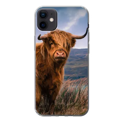 Produktbild von MuchoWow® Handyhülle Schutzhülle Hülle für iPhone 12 mini Schottischer Highlander - Berg - Wasser - Natur - Kuh Silikon Softcase Handy Hülle - Bild