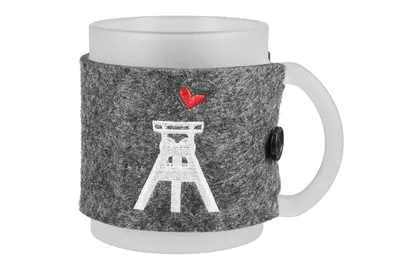 Produktbild von GILDE - 50833 - Glas Tasse, Milchglas, satiniert, Filzbanderole grau, Ruhrpott Zeche, 9,5cm x 11,5cm x 8cm, 330ml