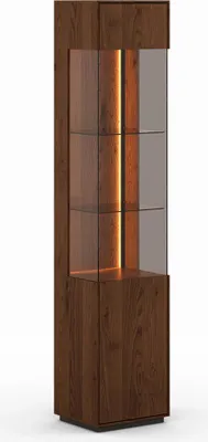 Produktbild von Wohnzimmer Vitrine mit 43 cm Breite in Eiche massiv, tabakfarben geölt, inkl. LED-Beleuchtung - CARISOLO-163