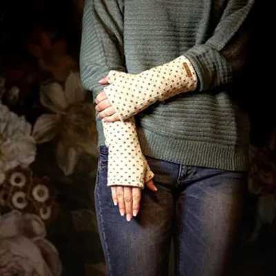 Produktbild von Damen Pulswärmer aus Strick, Modell Ines