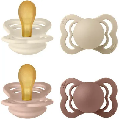 Zdjęcie produktu dla Zestaw 4 sztuk smoczków BIBS Supreme, z symetrycznym końcówką, rozmiar 1, wykonanych z naturalnej gumy, w kolorze Ivory Vanilla Blush Woodchuck