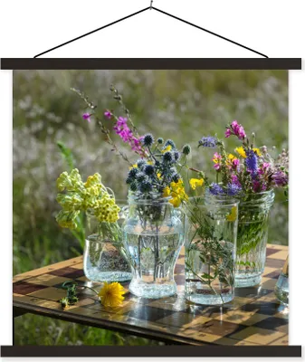 Produktbild von MuchoWow® Textilposter Vase - Blumen - Farben 60x60 cm mit schwarzem Rahmen - Posteraufhänger