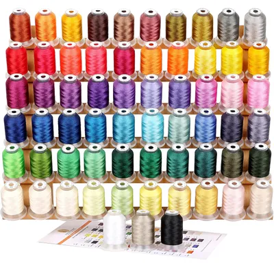 Imagen del producto de Kit de hilo de bordar de poliéster en varios colores, con 63 bobinas para máquinas de coser