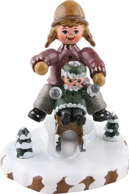 Zdjęcie produktu dla Hubrig folk art "Zimowe dzieci - saneczkarz 7cm