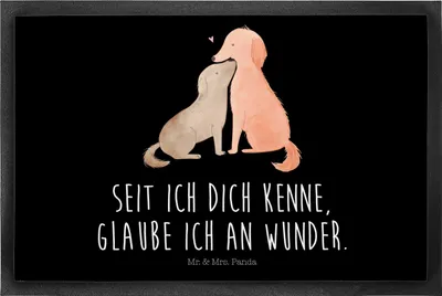 Produktbild von Mr. & Mrs. Panda Schmutzmatte Hunde Liebe 40 x 60 cm - Schwarz - Geschenk, Sprüche, fußmatte, Vertrauen, Fussmatte, Hund, Schmutzfangmatte, Vorleger, Kuss, Bodenvorleger