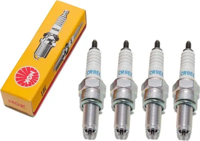 Zdjęcie produktu dla Zestaw świec zapłonowych NGK 4x CR8EK z tłumieniem zakłóceń, długość 19,0 mm, gwint Ø 10,0 mm, elektroda 2-masowa, 3478