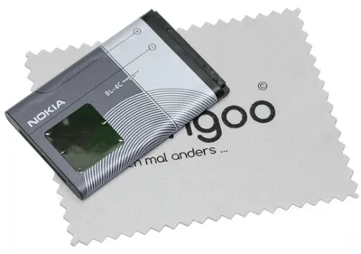 Produktbild von Akku für Nokia Original BL-4C LiIon für Nokia 6101, 6102, 6103, 6125, 6131, 6136, 6170, 6260, 6300, 6300i mit mungoo Displayputztuch