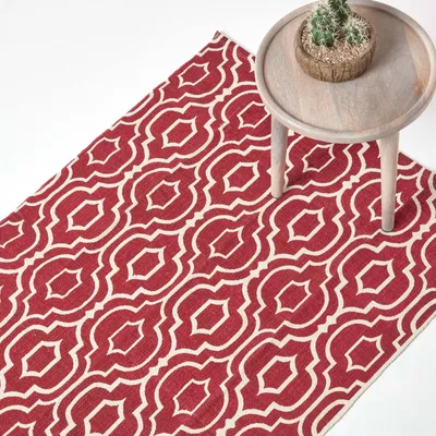Produktbild von HOMESCAPES Bedruckter Baumwoll-Teppich Riga mit Muster in Rot und Weiß, 160 x 230 cm