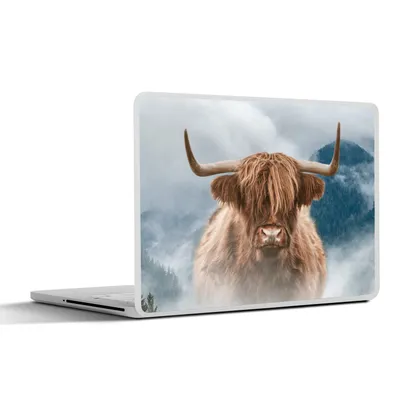 Produktbild von MuchoWow® Laptop Aufkleber Sticker Cover Schottische Highlander - Nebel - Berge 30x21 cm - Sticker für Laptop - Selbstklebend
