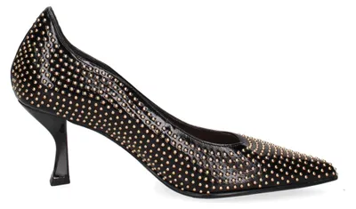 Produktbild von Damenschuhe mit Absatz aus echtem schwarzen Leder, verziert mit goldenen Nieten