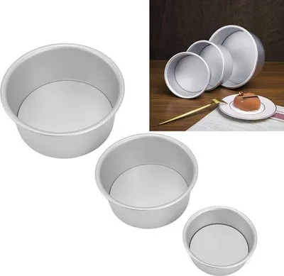 Produktbild von Famanu Backformenset Aluminium Runde Backformen - 4, 6, 8 Zoll
