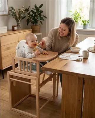 Produktbild von Neu Baby Jerry Holzstuhl für Babyspeisen