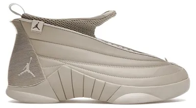 Image de Jordan 15 Retro Billie Eilish (pour femmes) - Taille EU 38,5