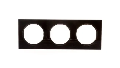 Immagine prodotto di Berker R.3 Triple Frame Nero 10132245