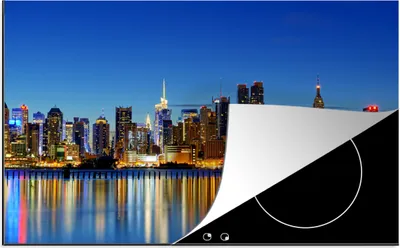 Produktbild von KitchenYeah© Herdabdeckplatte Die Skyline von New York bei Nacht , 78x52cm, Küche Deko, Glaskeramikkochfeld Herdabdeckung, Abdeckplatte fùr Kochfeld