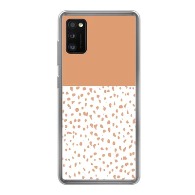 Produktbild von MuchoWow® Handyhülle Schutzhülle Hülle für Samsung Galaxy A41 Tupfen - Orange - Weiß Silikon Softcase Handy Hülle - Mobiltelefon