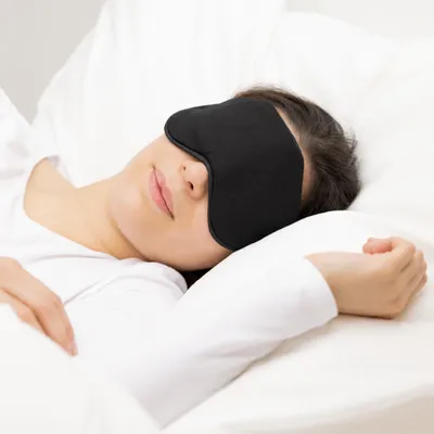 Produktbild von Navaris Gel Schlafpad Augenpad kühlend - 4x Augen Gel Set - Gelpad Kühlpack Kühlpad Wärmepack Wärmepad - kühl warm