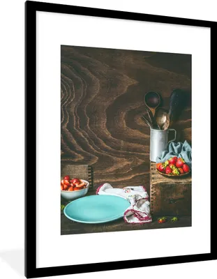 Produktbild von MuchoWow® Gerahmtes Poster Rustikal - Obst - Küchenutensilien - Erdbeere 60x80 cm - Poster mit Schwarzem Bilderrahmen Wandposter Rahmen Foto Bilder - Wohnzimmer - Dekorationen - Prämie