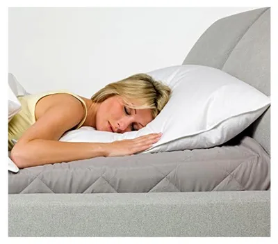 Produktbild von Premium Kopfkissen 80x80 800 Gramm 50% Daunen / 50% Federn Serie