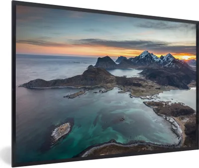 Produktbild von MuchoWow® Gerahmtes Poster Fjorde bei Sonnenaufgang in Norwegen 90x60 cm - Poster mit Schwarzem Bilderrahmen Wandposter Rahmen Foto Bilder - Fotorahmen - Foto-Plakat