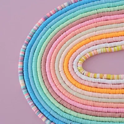 Produktbild von 5.000 Stück Kunststoffperlen - 6mm Farbenfrohe Plattenperlen für DIY-Schmuck, Schmuckketten und Armbänder