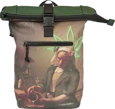 Produktbild von New Rebels Mart Art Roll Up Kurier Rucksack New York Milkmaid mit Joint rauchendem Milchmädchen und Cannabisblatt, wasserabweisend, Laptopfach
