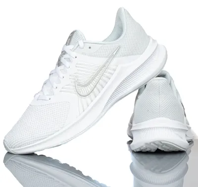 Productafbeelding van Nike Downshifter 11 schoenen, modelnummer CW3413 100, maat 43