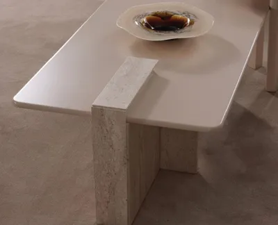 Immagine prodotto di Tavolino effetto marmo beige, scrivania di design per il soggiorno