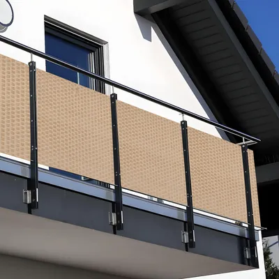 Produktbild von NYVI Polyrattan Balkon Sichtschutz Privafence 100x500 cm Beige - Balkonbespannung mit Metallösen - UV-fest, Witterungsbeständig, 100% Blickdicht - Balkonumspannung Balkonumrandung 1x5 m