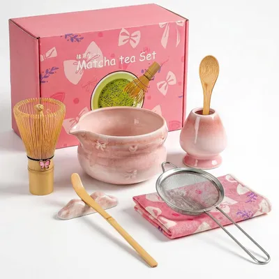 Immagine prodotto di Set per il matcha, 8 pezzi: ciotola in Vetroceramica, spazzolino in bambù, supporto, cucchiaino, setaccio, panno, colore rosa
