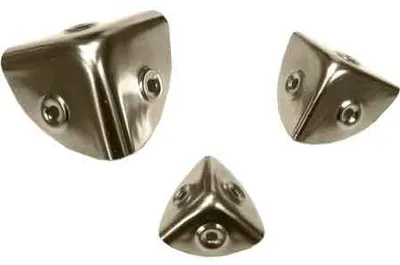 Immagine prodotto di angolo per bauli 30x30x30 mm
