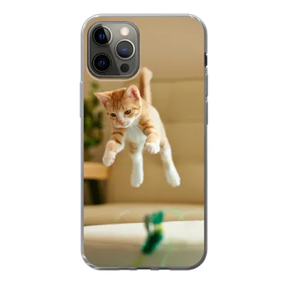 Produktbild von MuchoWow® Handyhülle Schutzhülle Hülle für iPhone 12 Pro Katze - Springen - Spielzeug Silikon Softcase Handy Hülle - Abdeckung