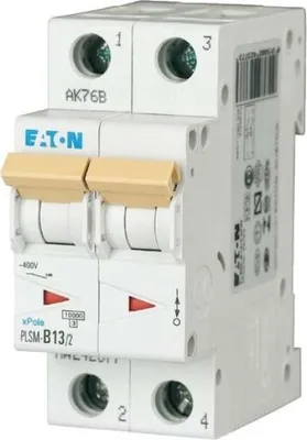 Obrázok produktu pre Miniatúrny istič Eaton C, 13 A, 440 V, IP20 (PLSM-C13/2-MW)