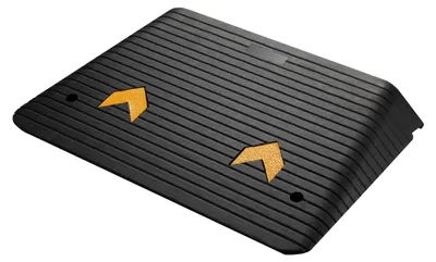 Auffahrrampe bis 50 t, Gummi, 902 x 620 x 102 mm, reflektierend