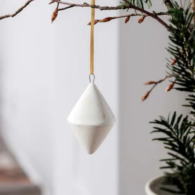 Obrázok produktu pre like. by Villeroy & Boch Winter Glow Ornament dvojitý kužeľ - DS