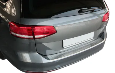 Für VW Passat B8 Variant ab 2014- LADEKANTENSCHUTZ Edelstahl MATT Leiste Schutz in der Farbe von Recambo e.K.