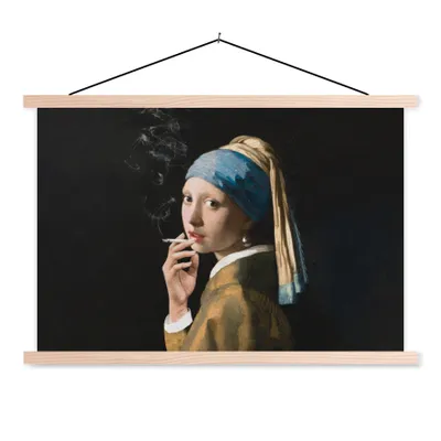 Produktbild von MuchoWow® Textilposter Das Mädchen mit dem Perlenohrring - Vermeer - Zigaretten 60x40 cm mit holzfarbenen Rahmen - Bilder
