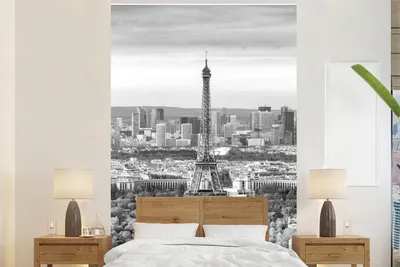 Produktbild von MuchoWow® Fototapete für Wohnzimmer oder Schlafzimmer Wandtapete Vinyl Motivtapete Luftaufnahme des Eiffelturms in Paris - schwarz und weiß - 155x240 cm - Tapete