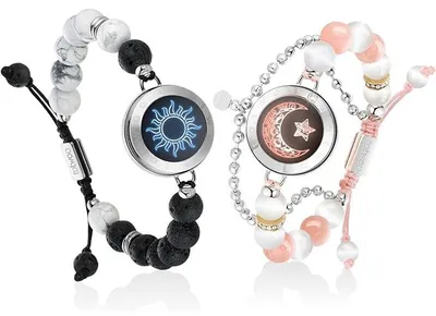 Produktbild von Armbänder für Paare mit Bluetooth-Touch-Vibrationen und LED-Beleuchtung - Geschenk für Fernbeziehungen.
